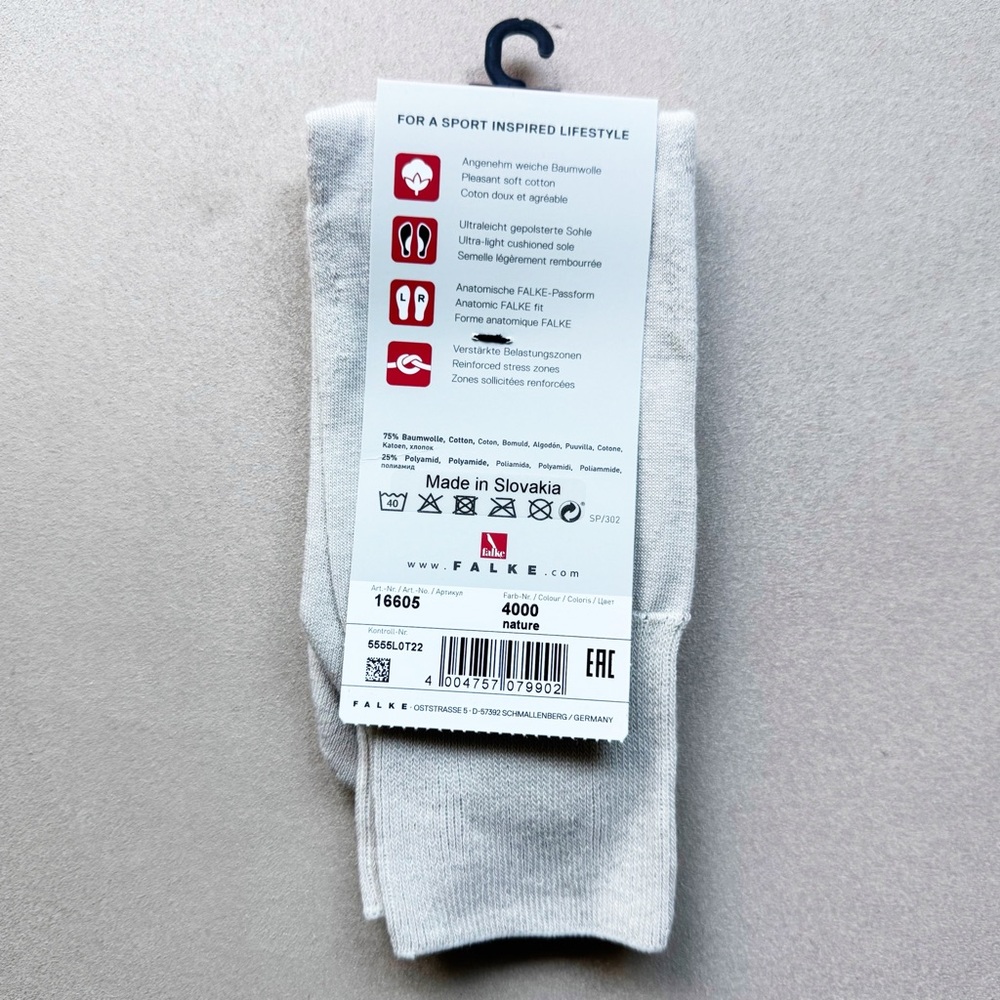 NWT Falke Run Socks in ‘Nature’ - Picture 3 of 8